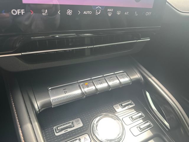 2024 Lincoln Nautilus Premier