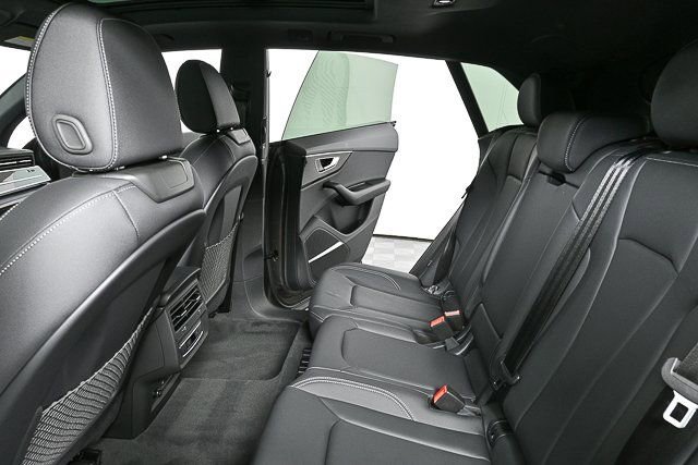 2026 Audi Q8 Premium