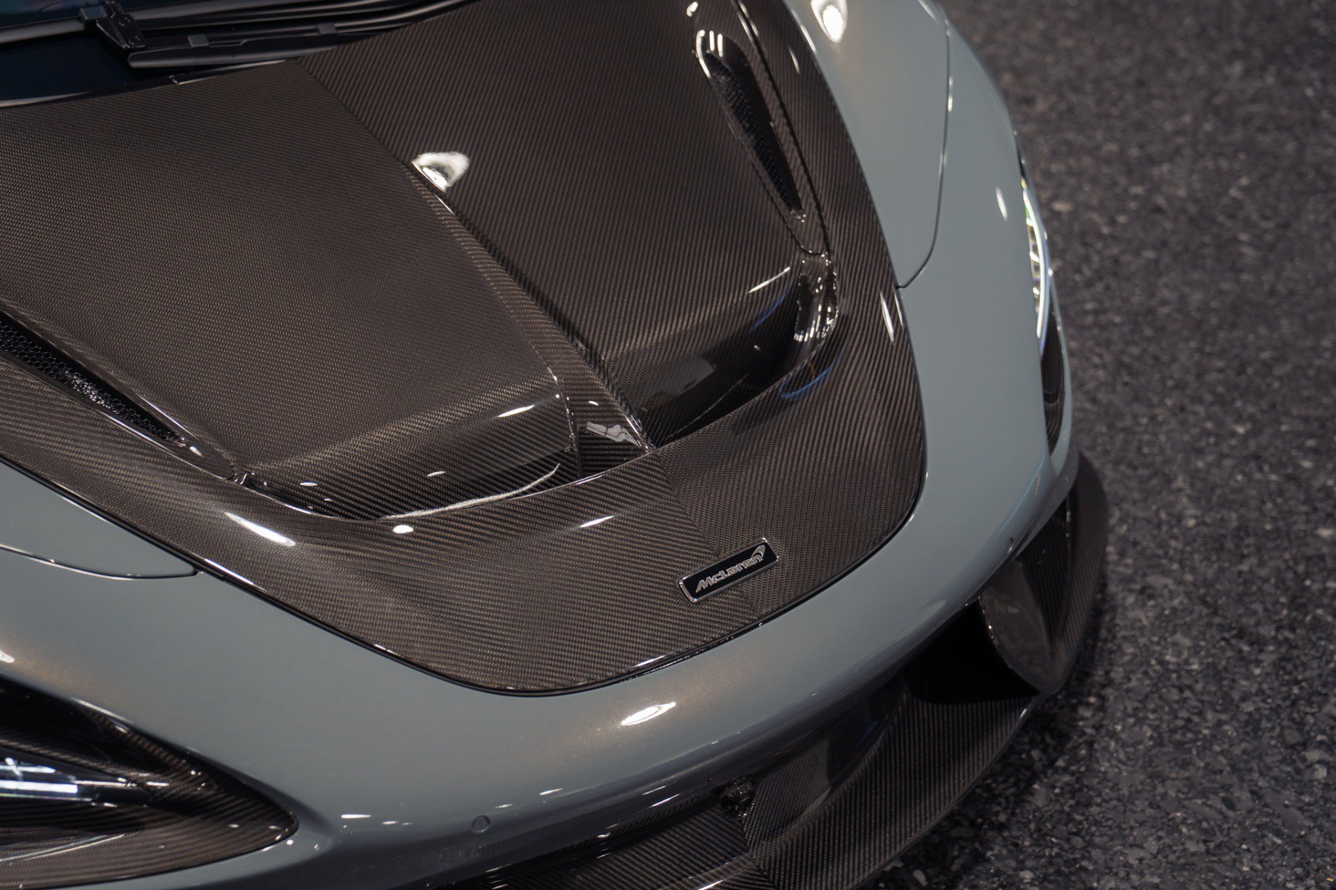 Used 2021 McLaren 765LT photo 11