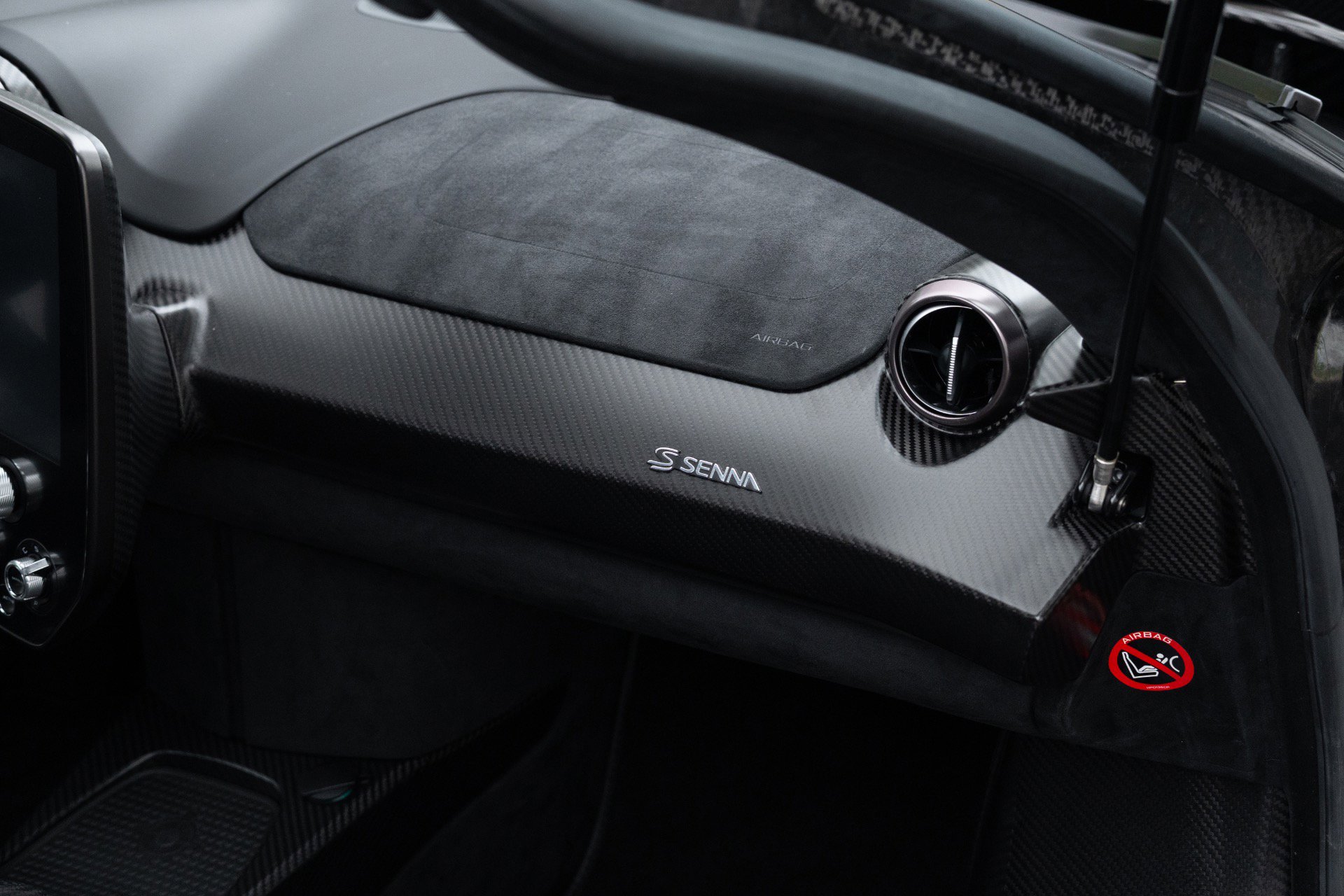 Used 2019 McLaren Senna photo 84