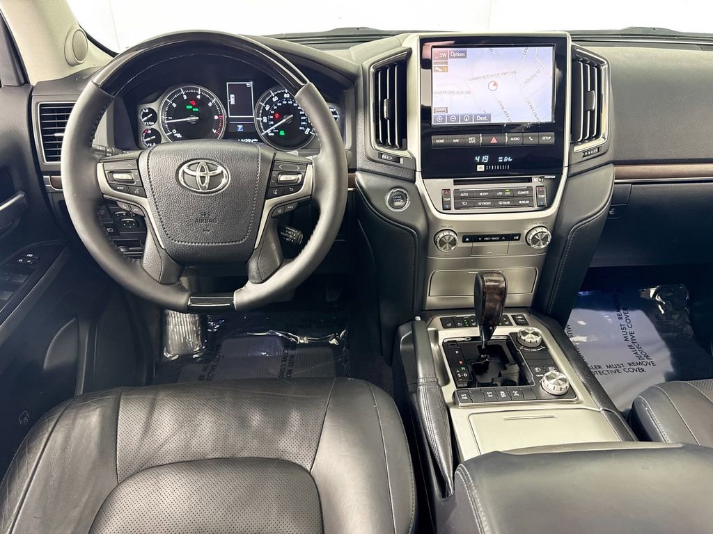 2016 Toyota Land Cruiser