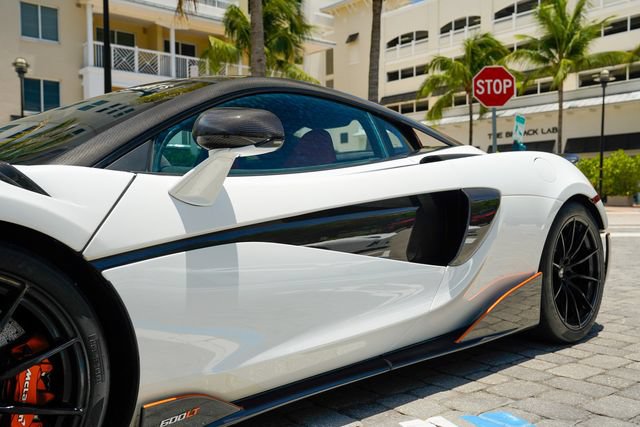 Used 2019 McLaren 600LT photo 11