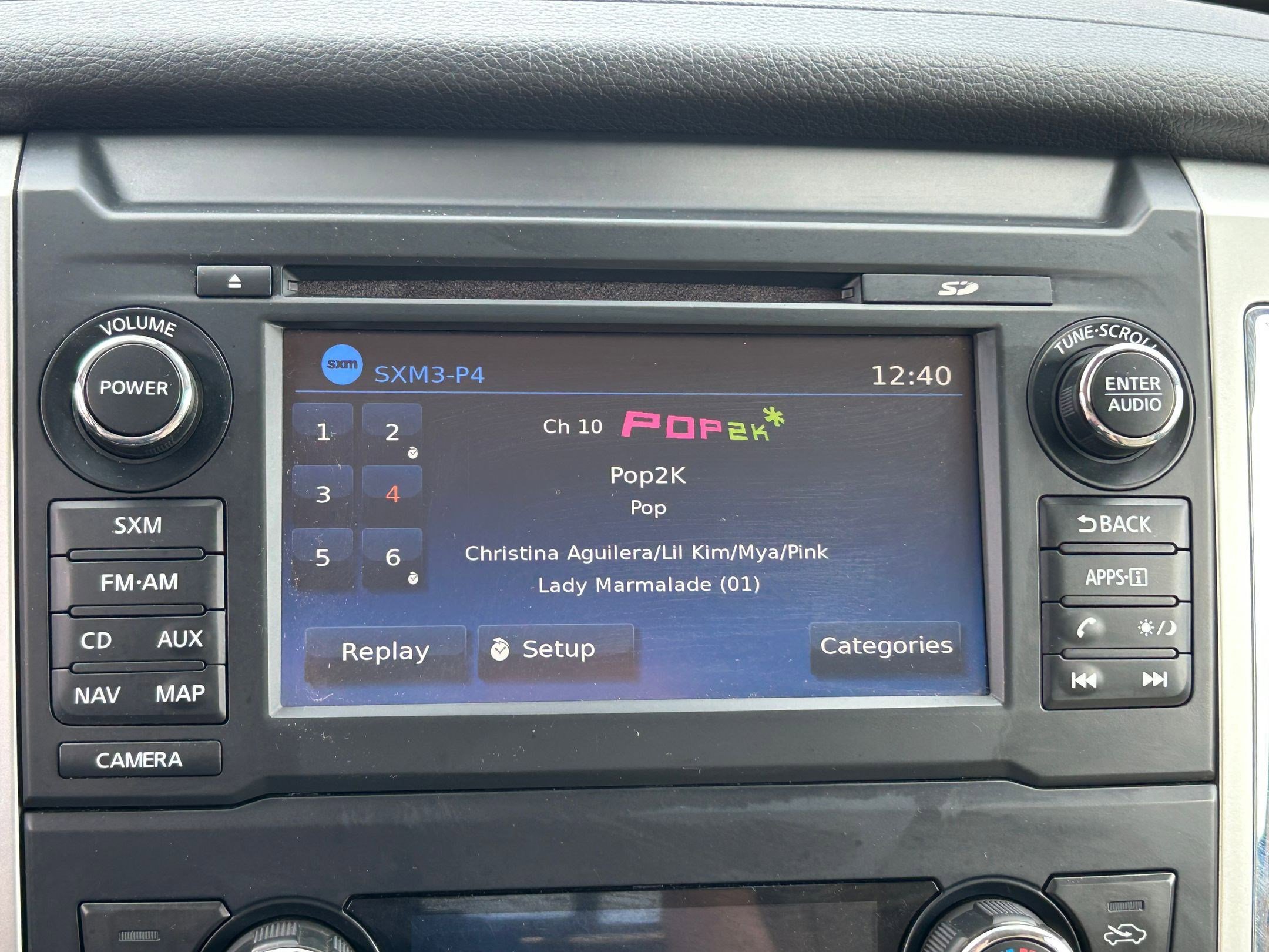 2017 Nissan Titan SV