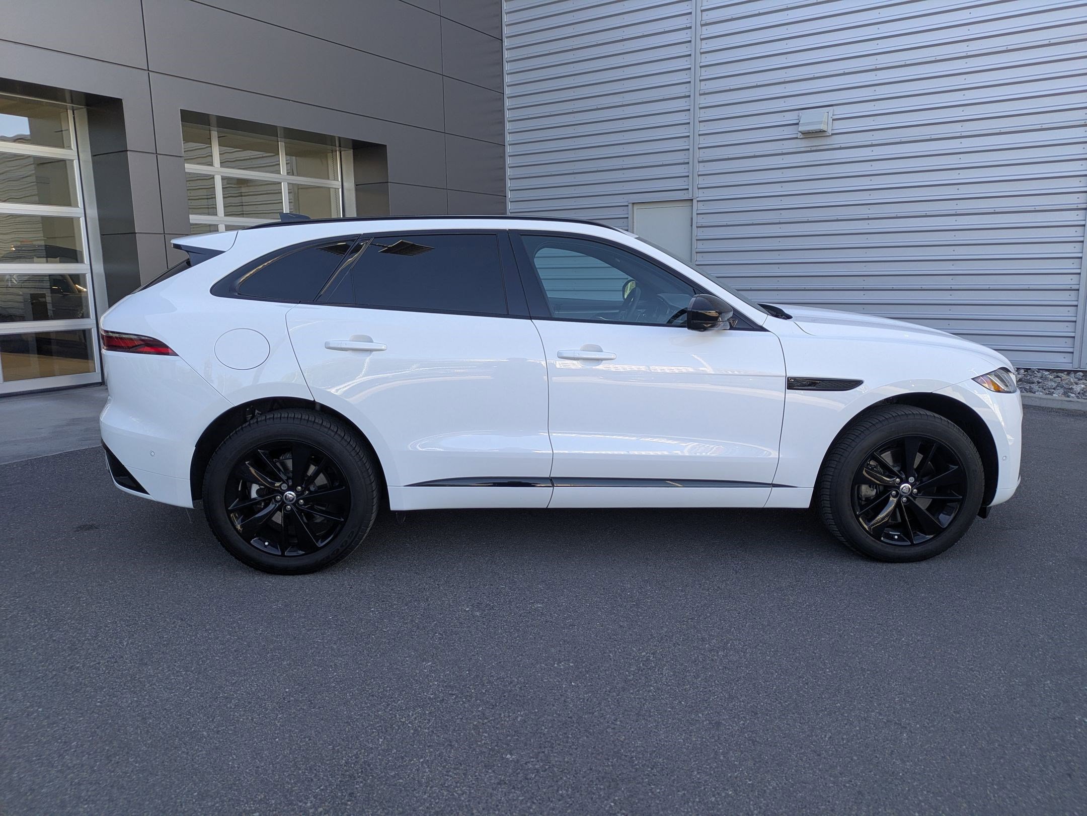 2026 Jaguar F-PACE R-Dynamic S