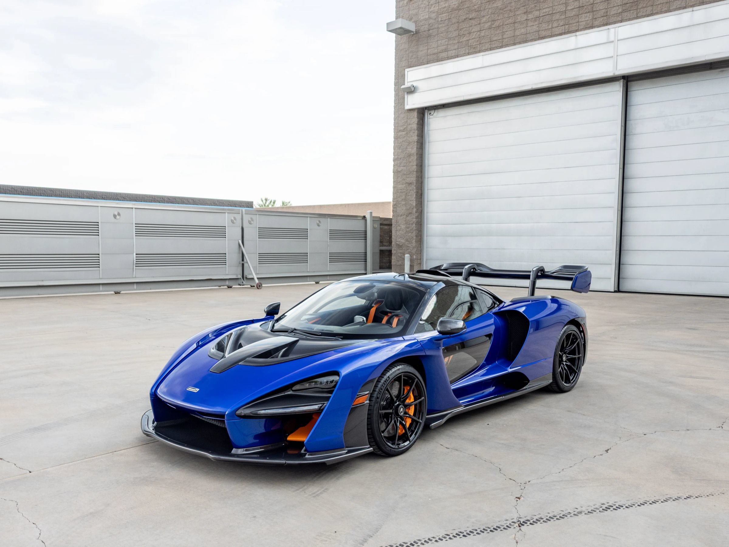 Used 2019 McLaren Senna photo 23