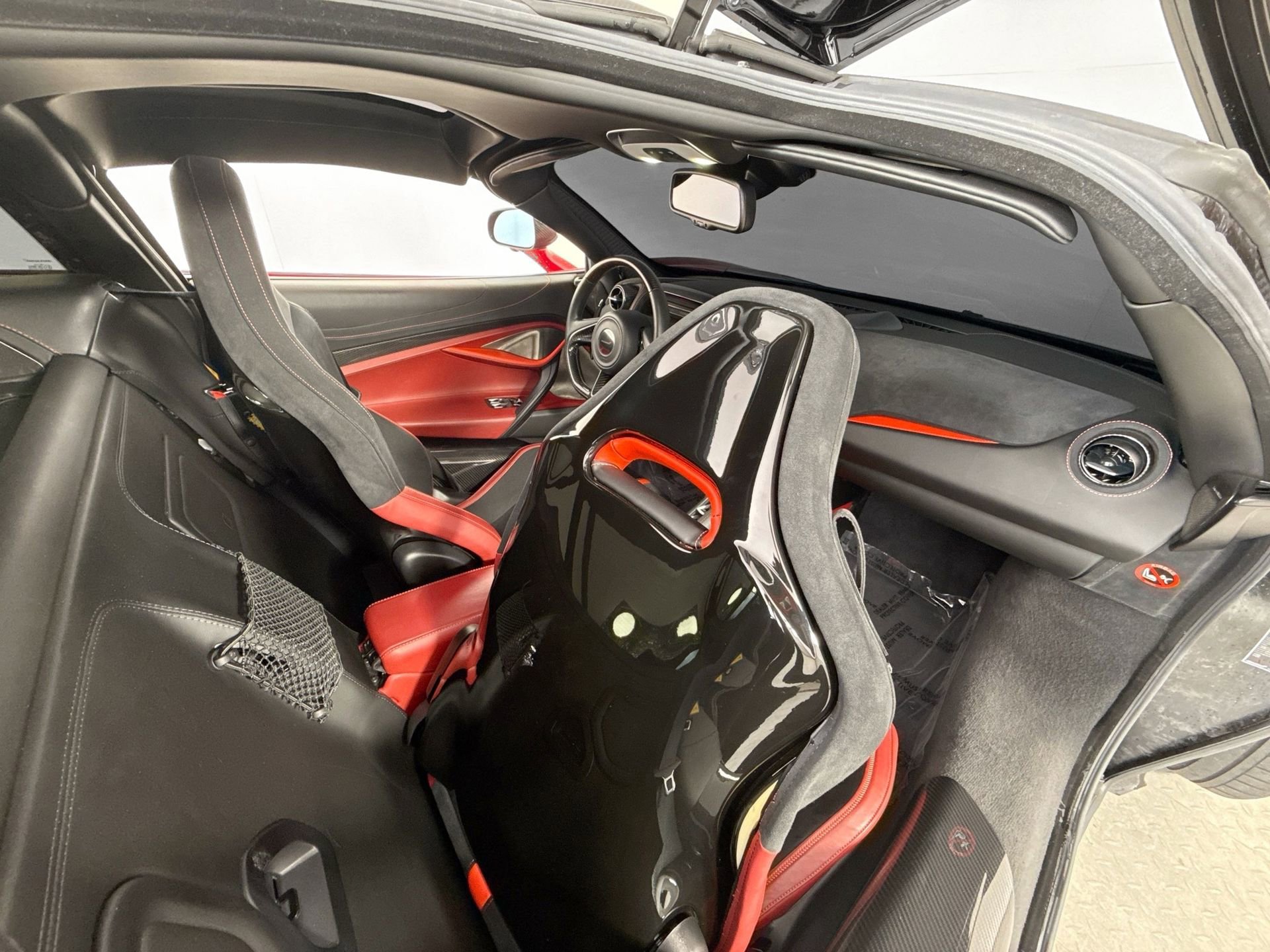 Used 2018 McLaren 720S photo 22