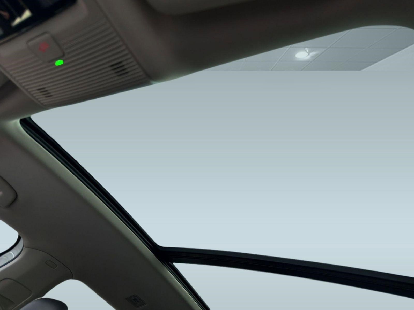 2024 Volkswagen Atlas SEL Premium R-Line