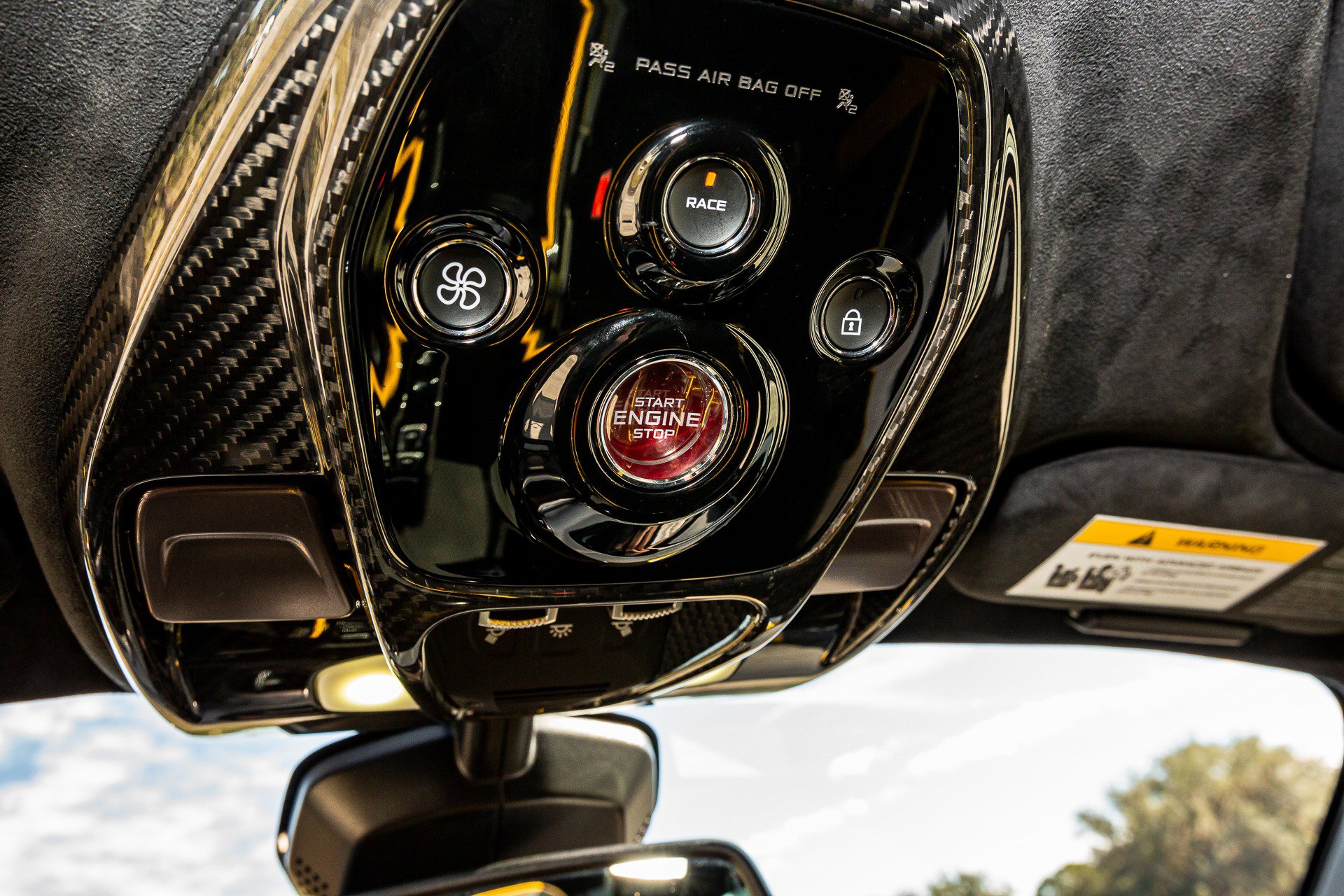 Used 2019 McLaren Senna photo 61