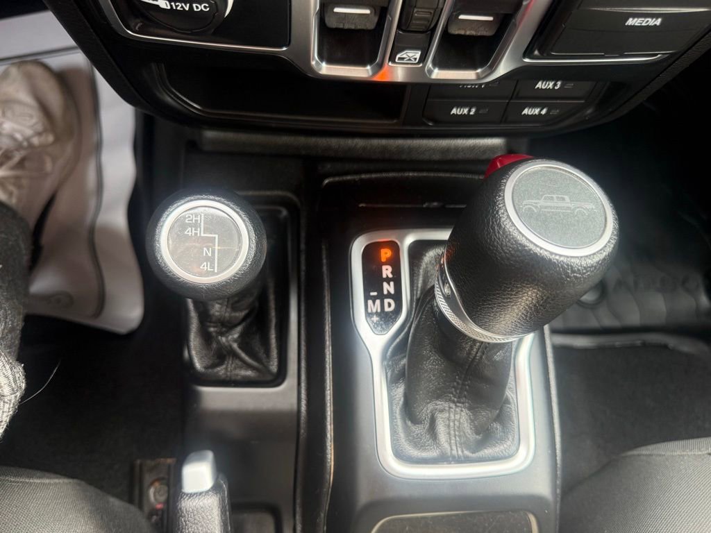 2020 Jeep Gladiator Sport