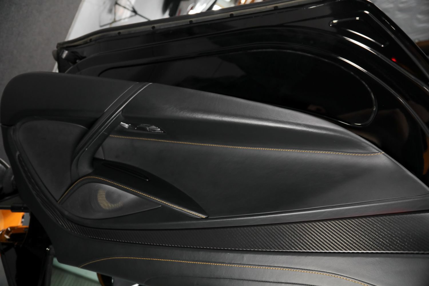 Used 2021 McLaren 765LT photo 51