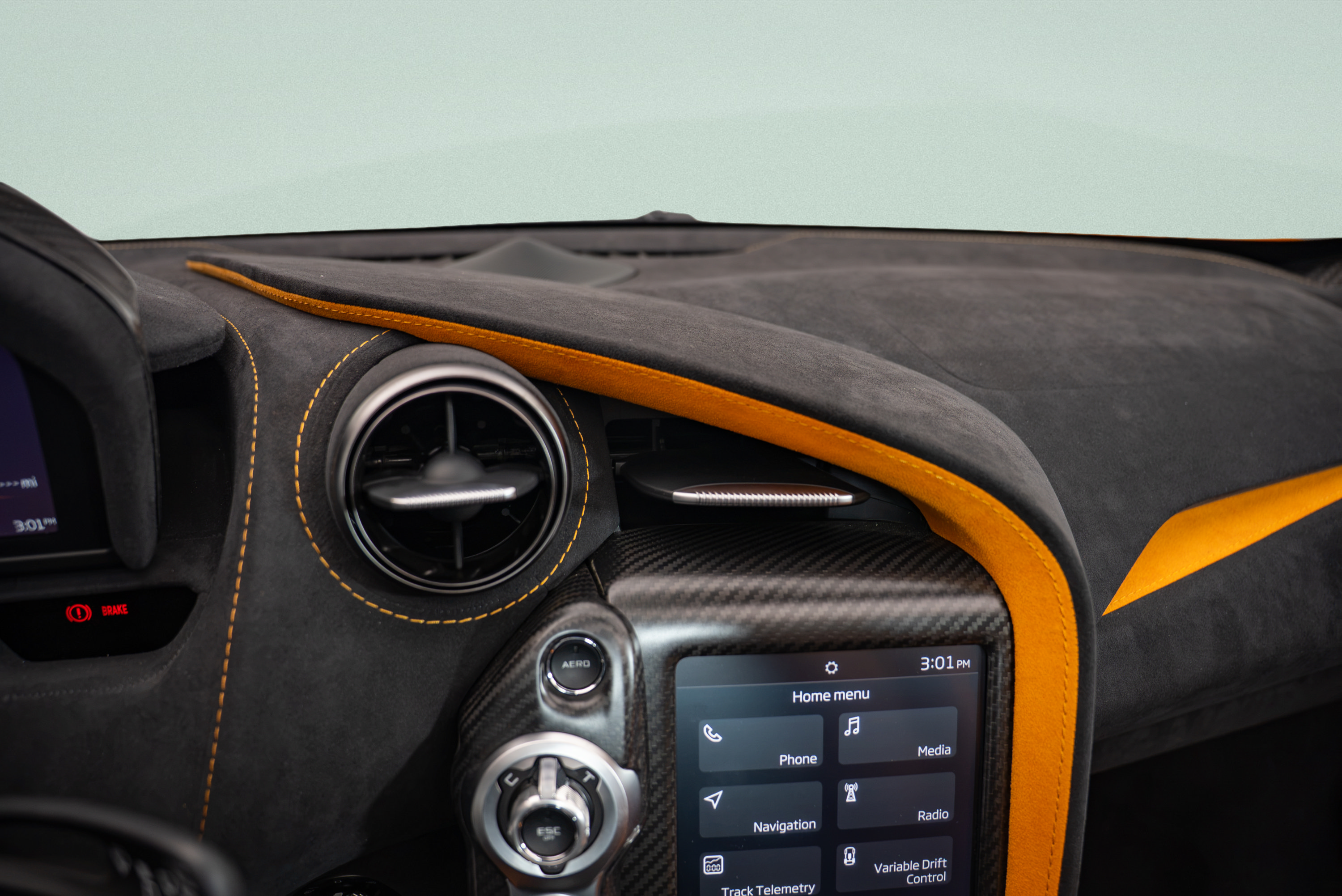 Used 2022 McLaren 765LT photo 19