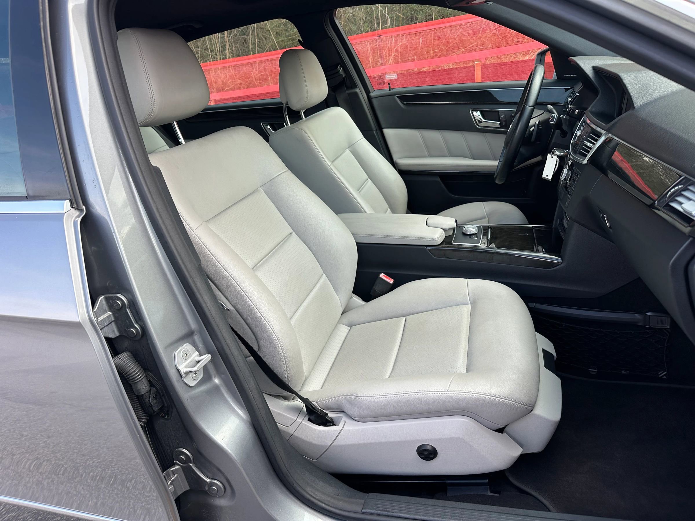 2010 Mercedes-Benz E 350 Sedan