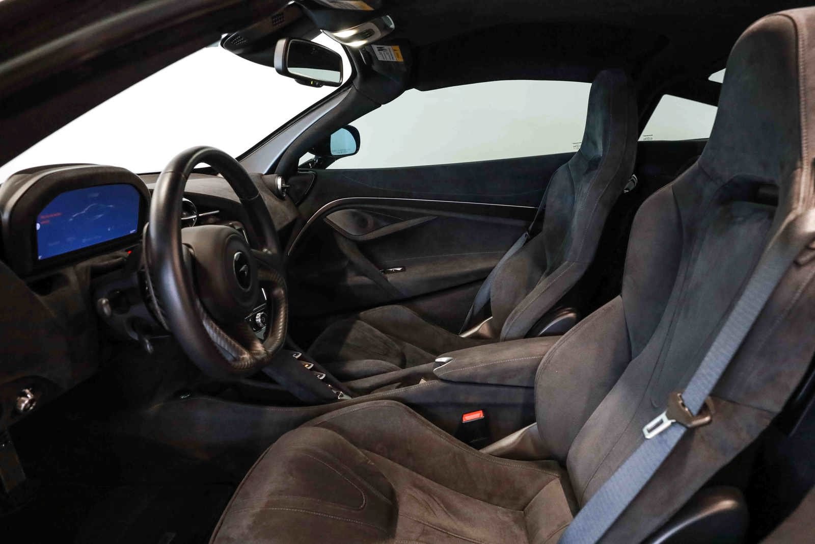 Used 2019 McLaren 720S photo 36
