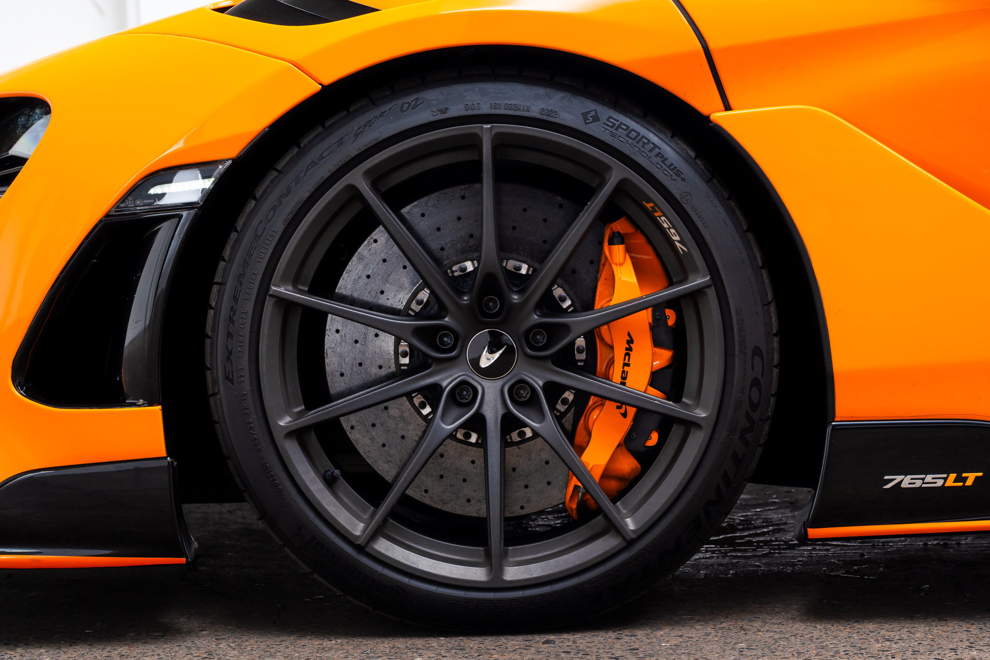 Used 2021 McLaren 765LT photo 6