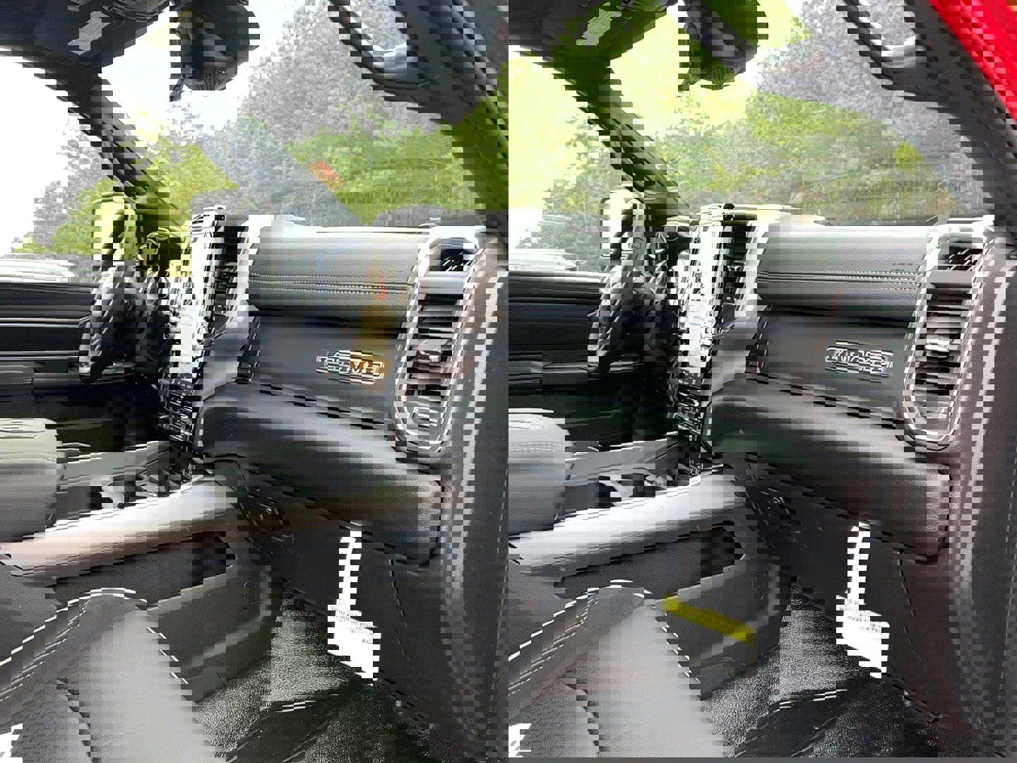 2026 RAM 4500 4x4 Crew Cab DRW