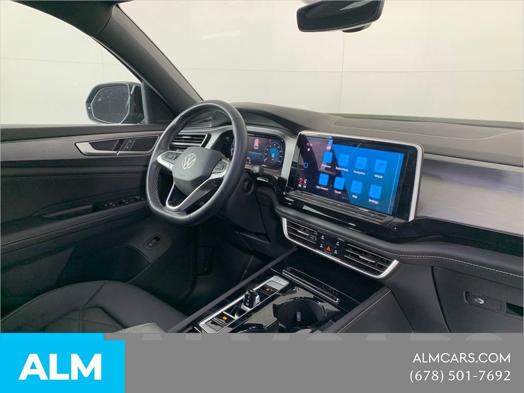 2025 Volkswagen Atlas Cross Sport SE