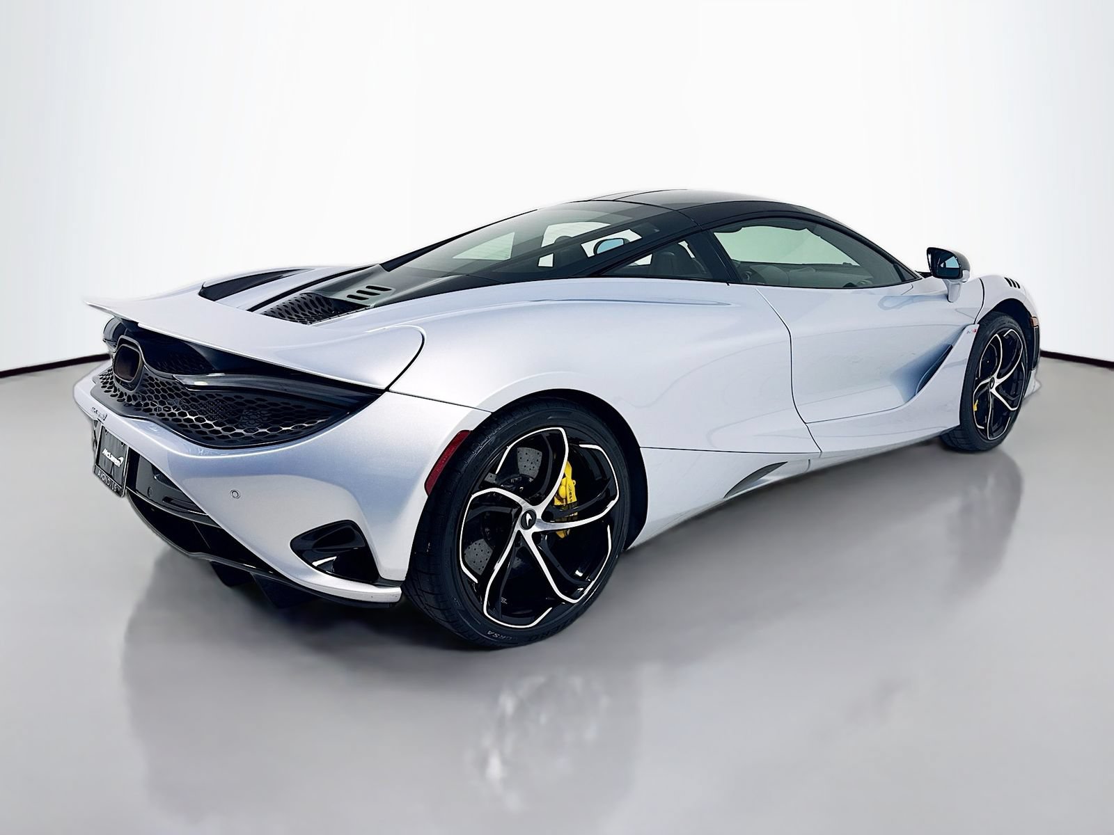 Used 2024 McLaren 750S photo 7