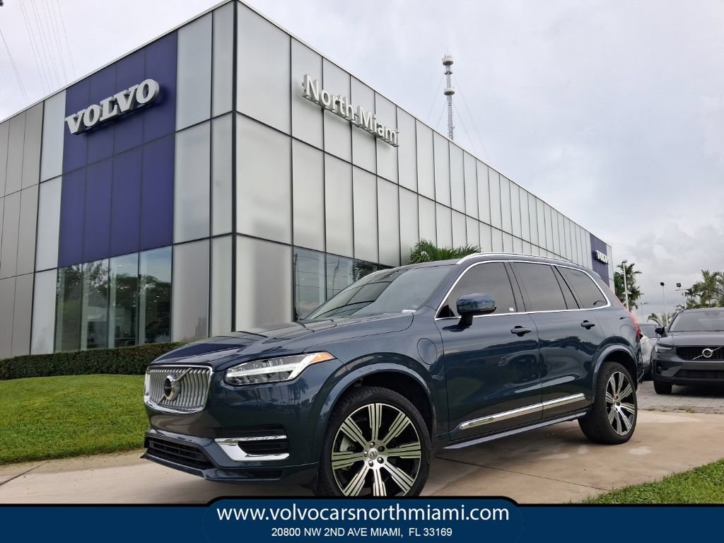 Certified 2024 Volvo XC90 T8 Core w/ Protection Package Premier