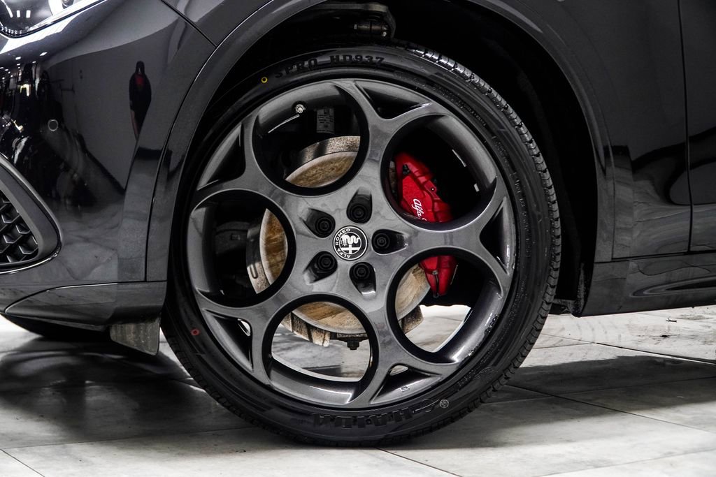 2023 Alfa Romeo Stelvio Veloce