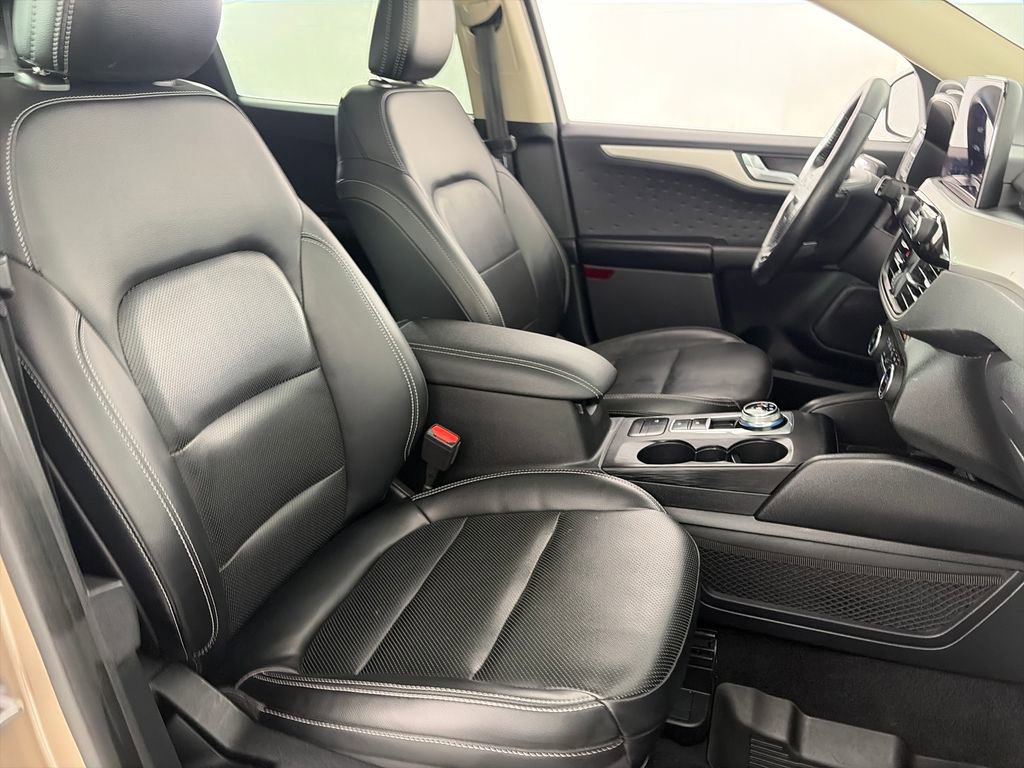 2020 Ford Escape SE Sport