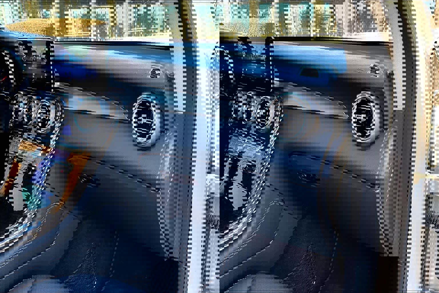 2020 Mercedes-Benz GLC 300