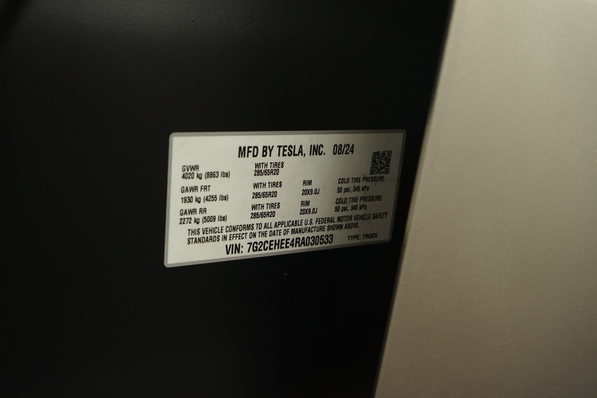 2024 Tesla Cybertruck Cyberbeast