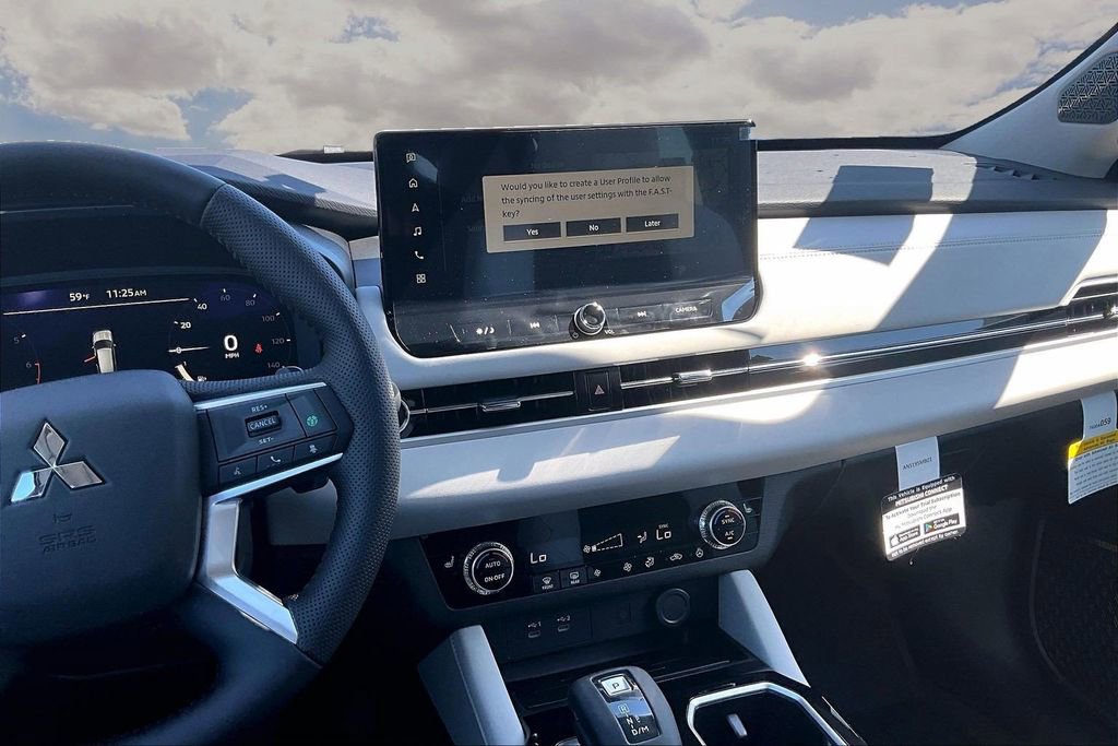 2026 Mitsubishi Outlander FWD