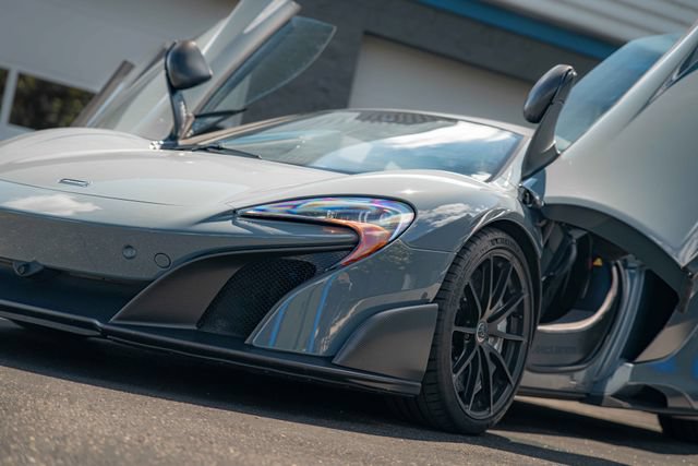 Used 2016 McLaren 675LT Coupe photo 31