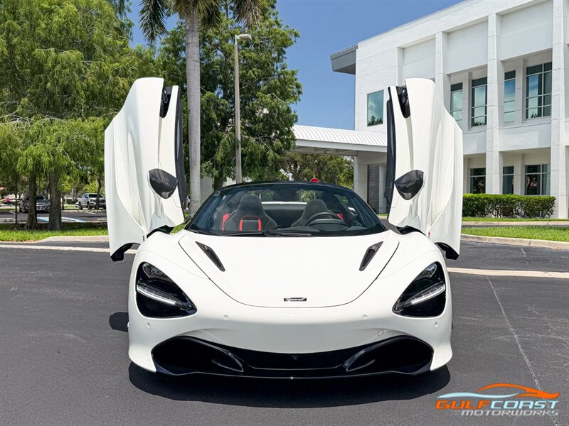 Used 2021 McLaren 720S Performance photo 8