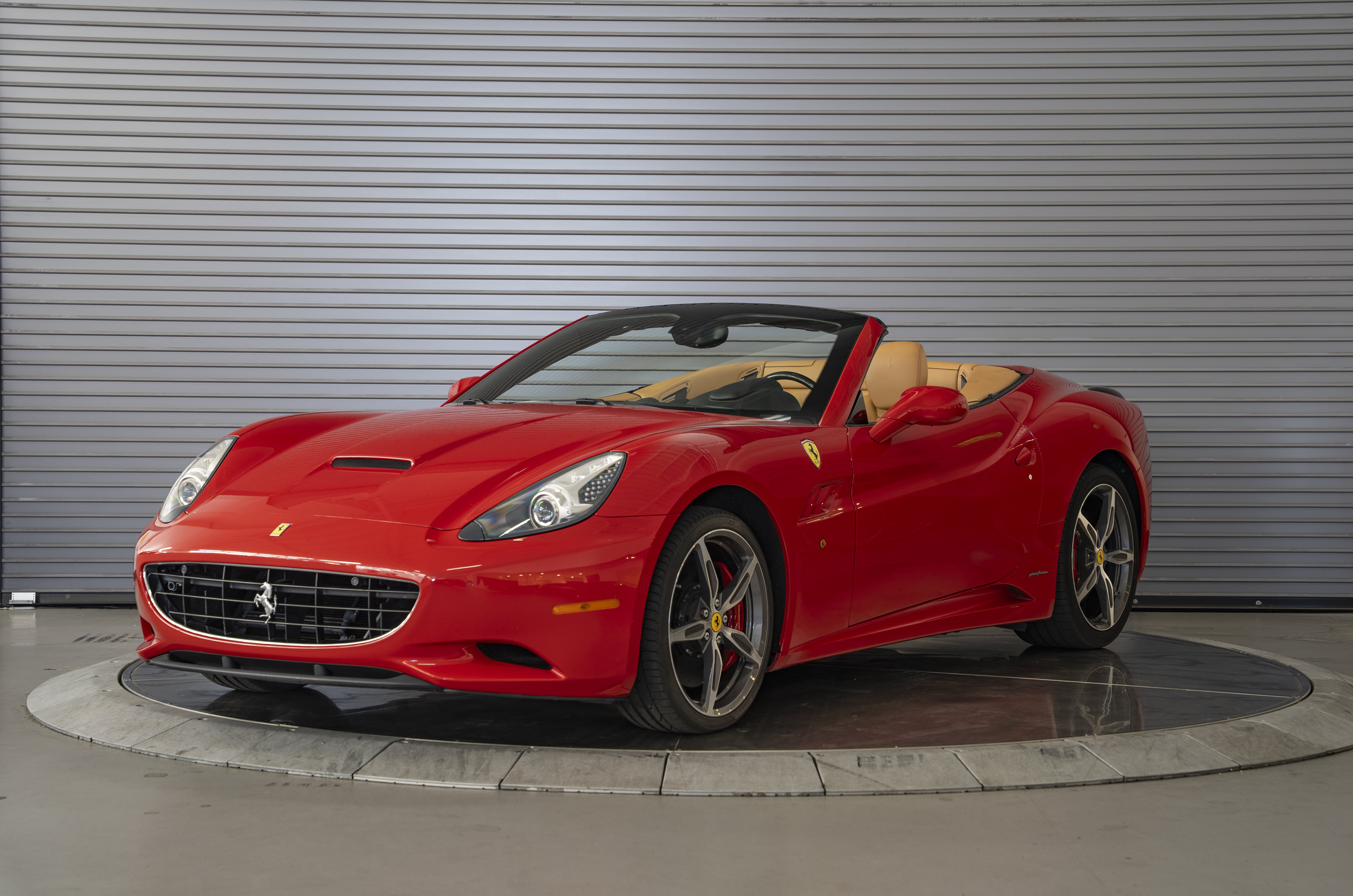 Used 2014 Ferrari California