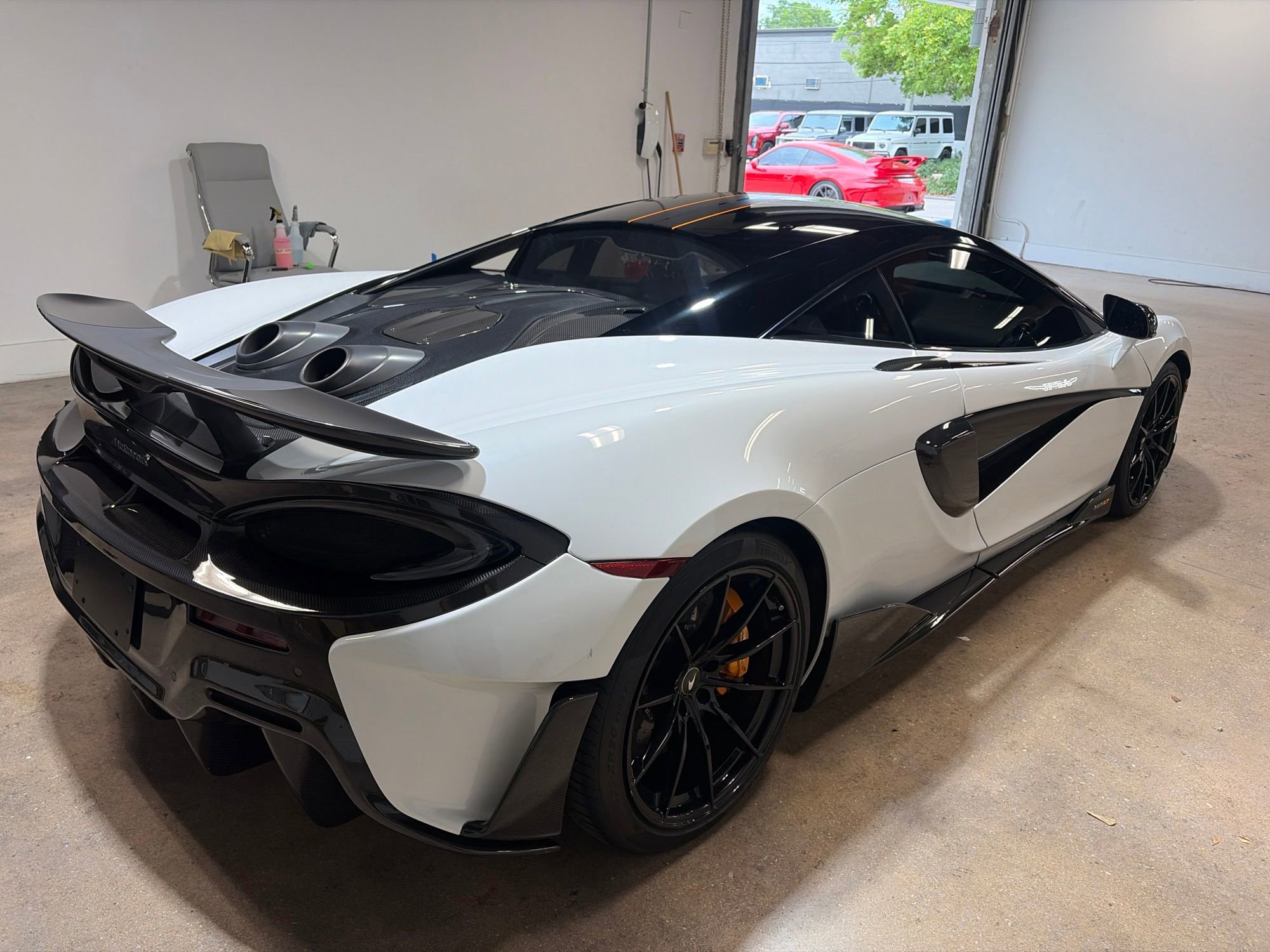 Used 2019 McLaren 600LT photo 5