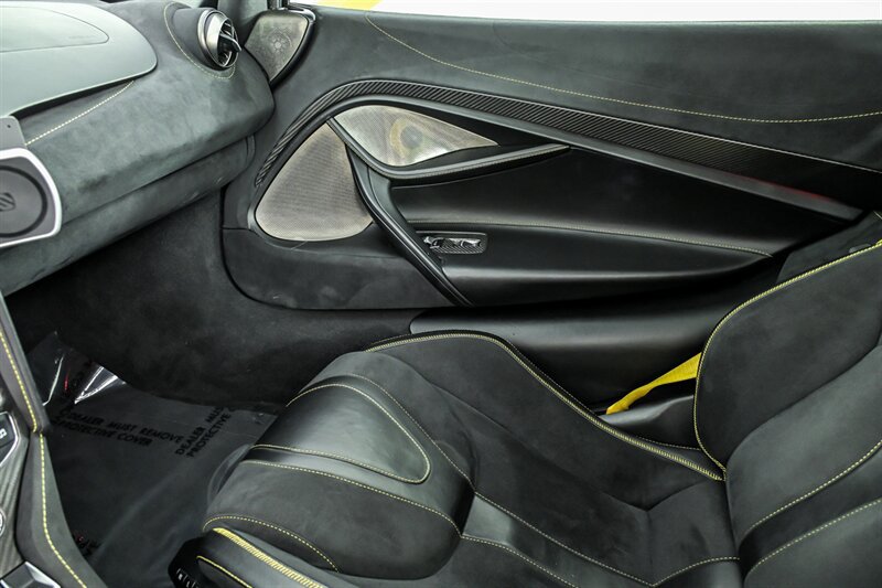 Used 2018 McLaren 720S Performance photo 40