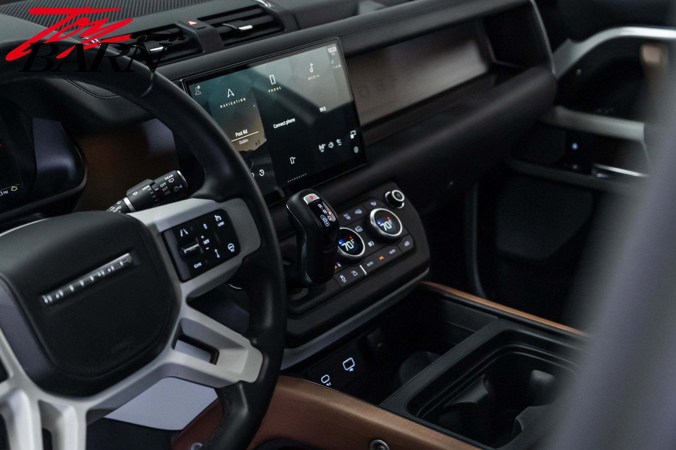 2023 Land Rover Defender 130 SE