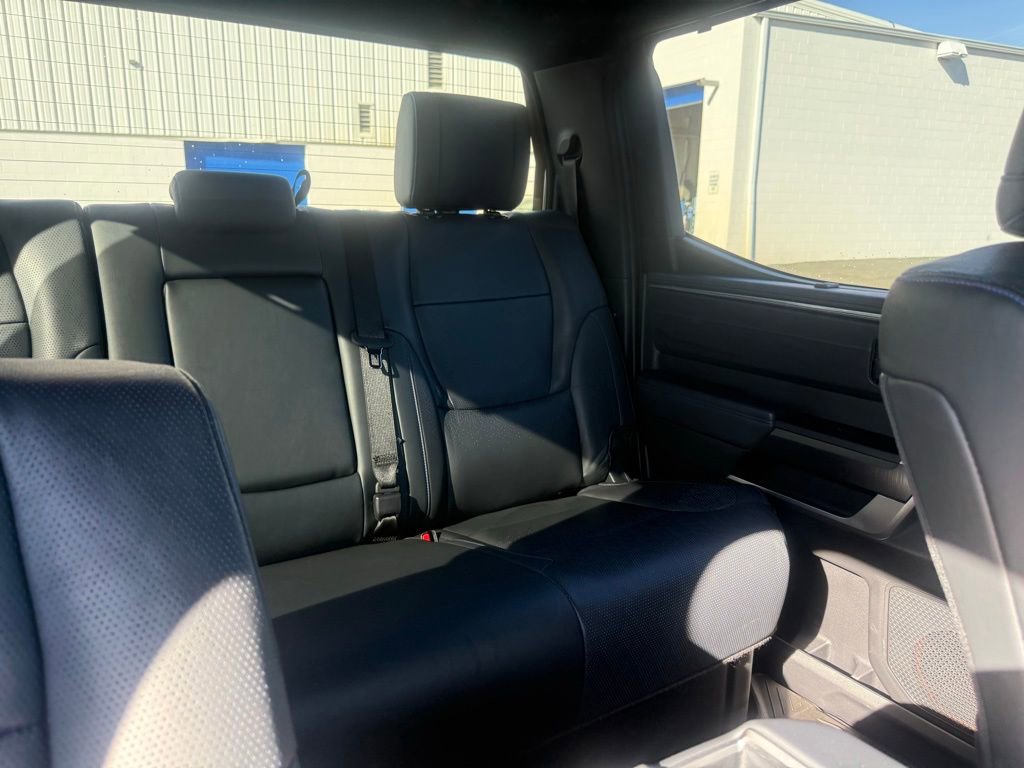 2022 Toyota Tundra Platinum