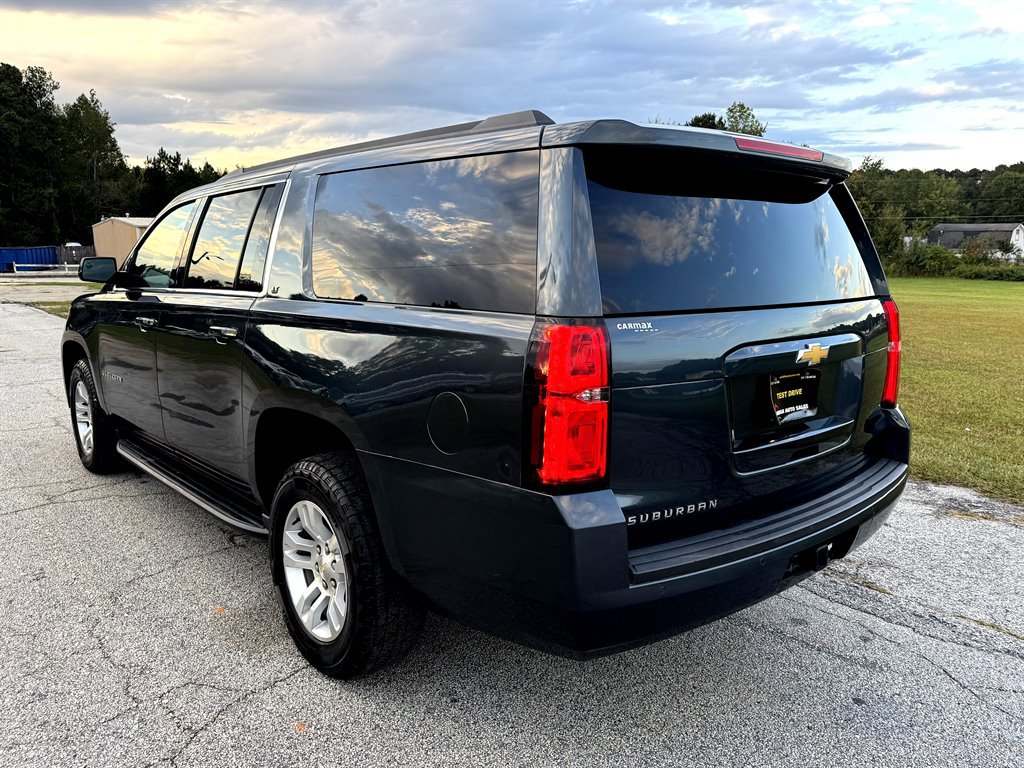 2019 Chevrolet Suburban LT