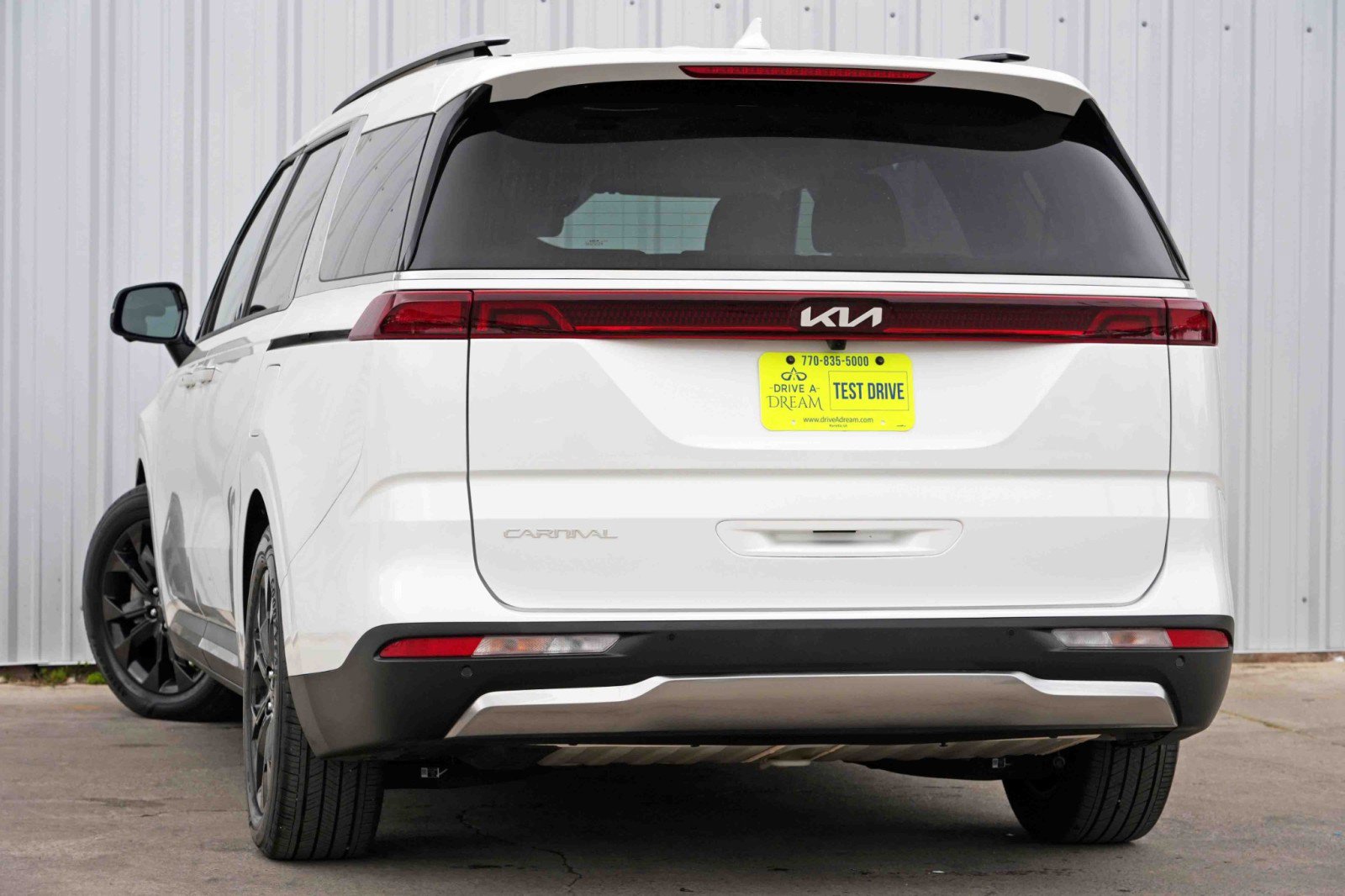 2024 Kia Carnival SX