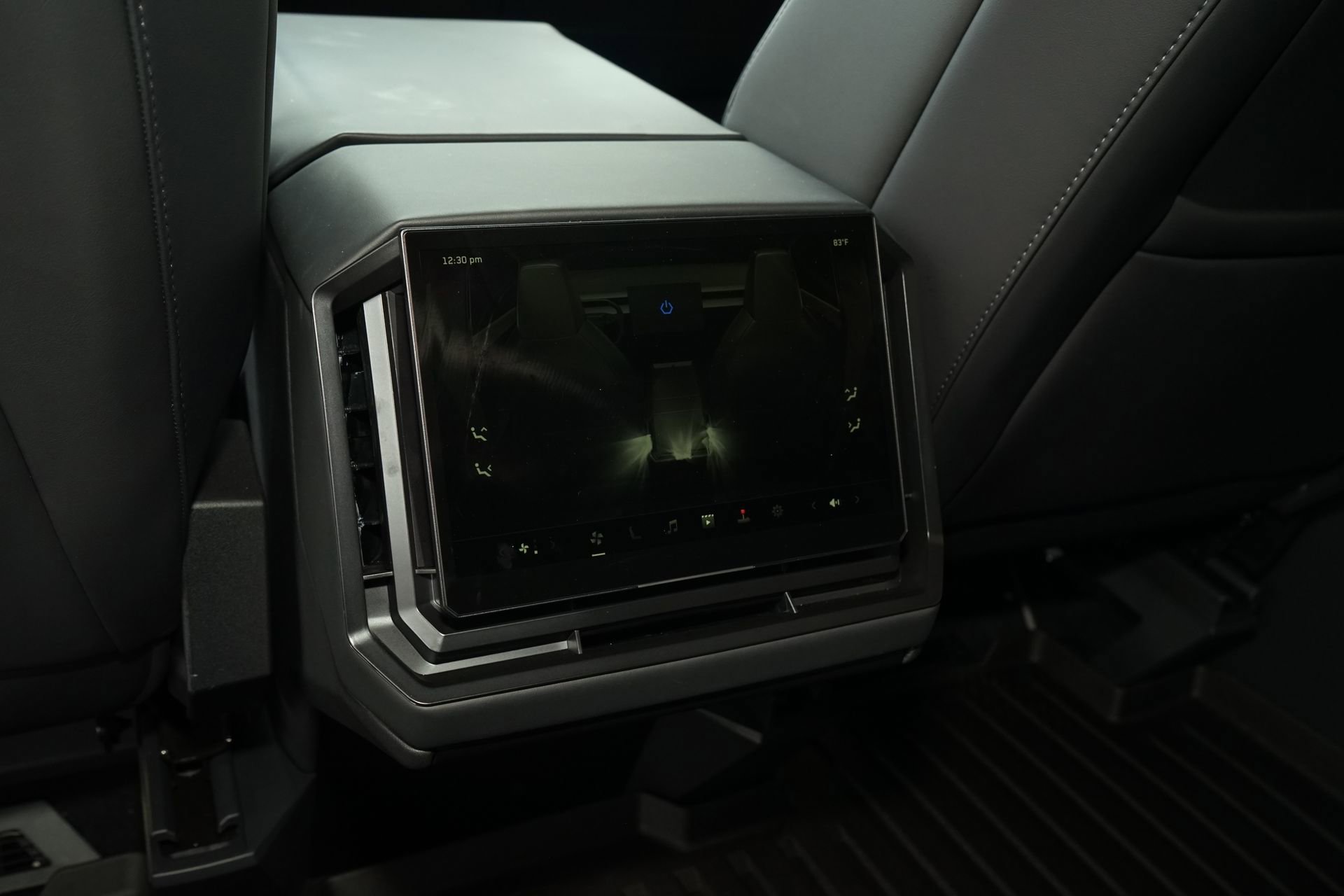 2024 Tesla Cybertruck Cyberbeast