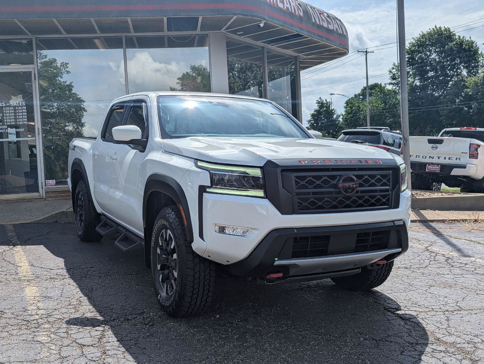 Used 2023 Nissan Frontier PRO-4X w/ Pro Convenience Package