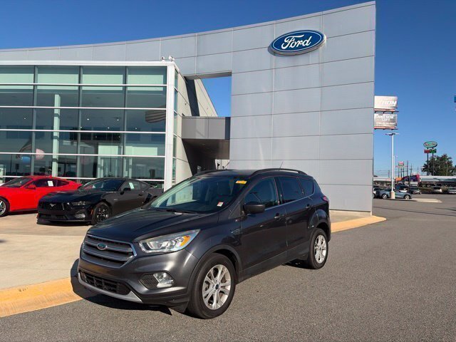 Used 2017 Ford Escape SE w/ Equipment Group 201A