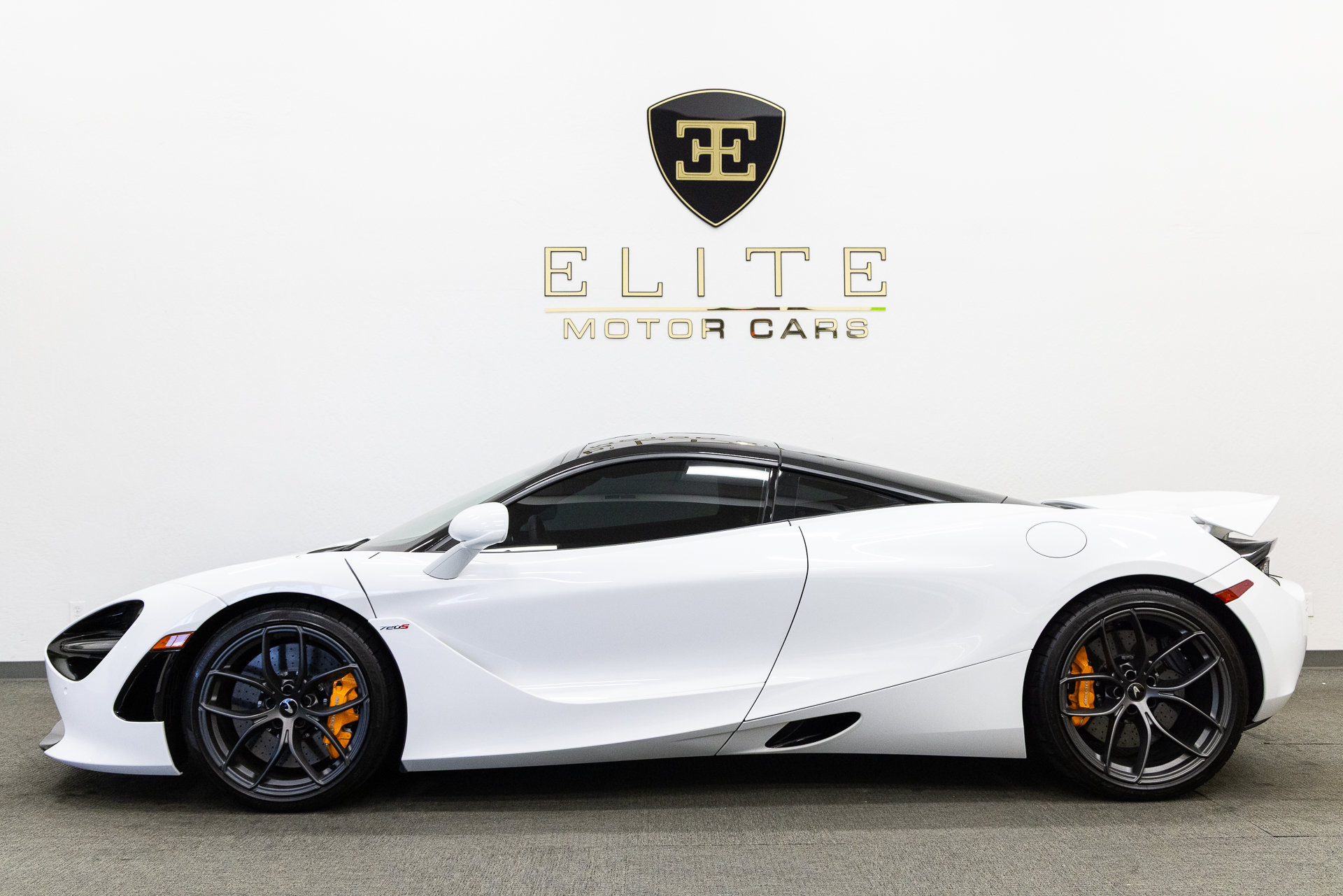 Used 2019 McLaren 720S Luxury 2