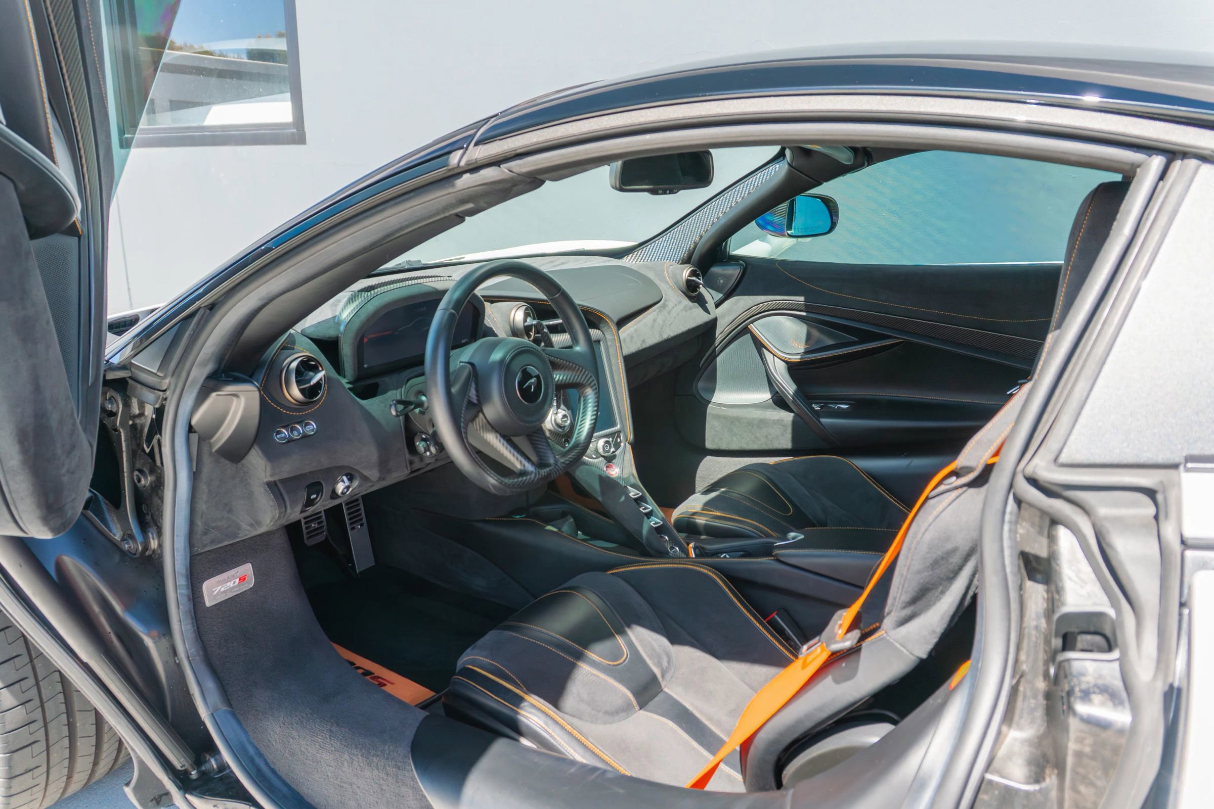 Used 2021 McLaren 720S Spider photo 15