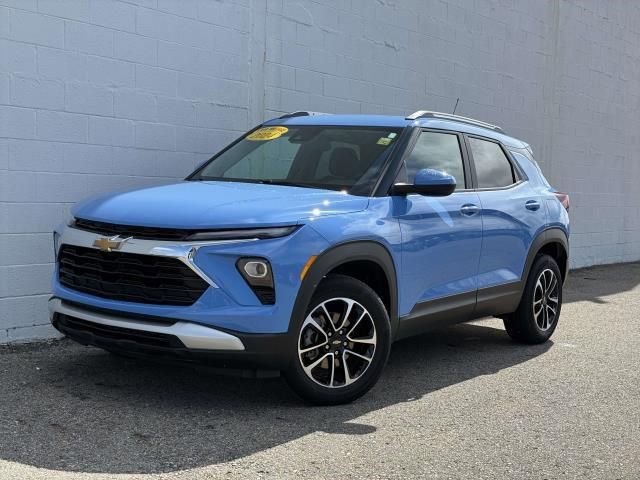 Used 2024 Chevrolet TrailBlazer LT w/ LT Cold Weather Package