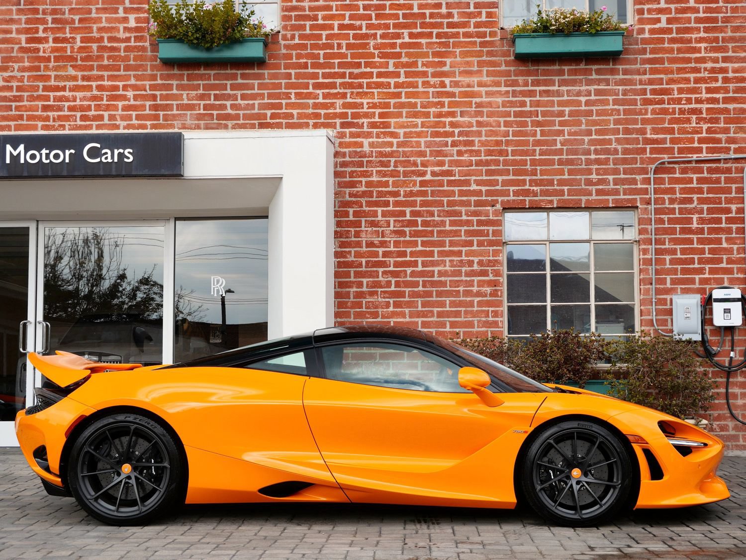 Used 2025 McLaren 750S 3