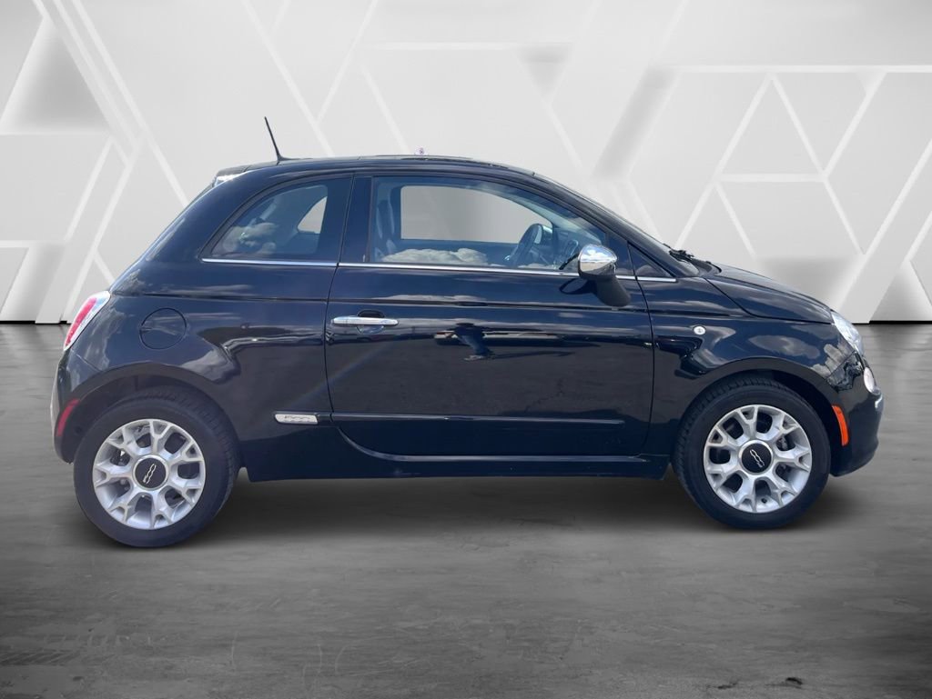 2017 FIAT 500 Lounge