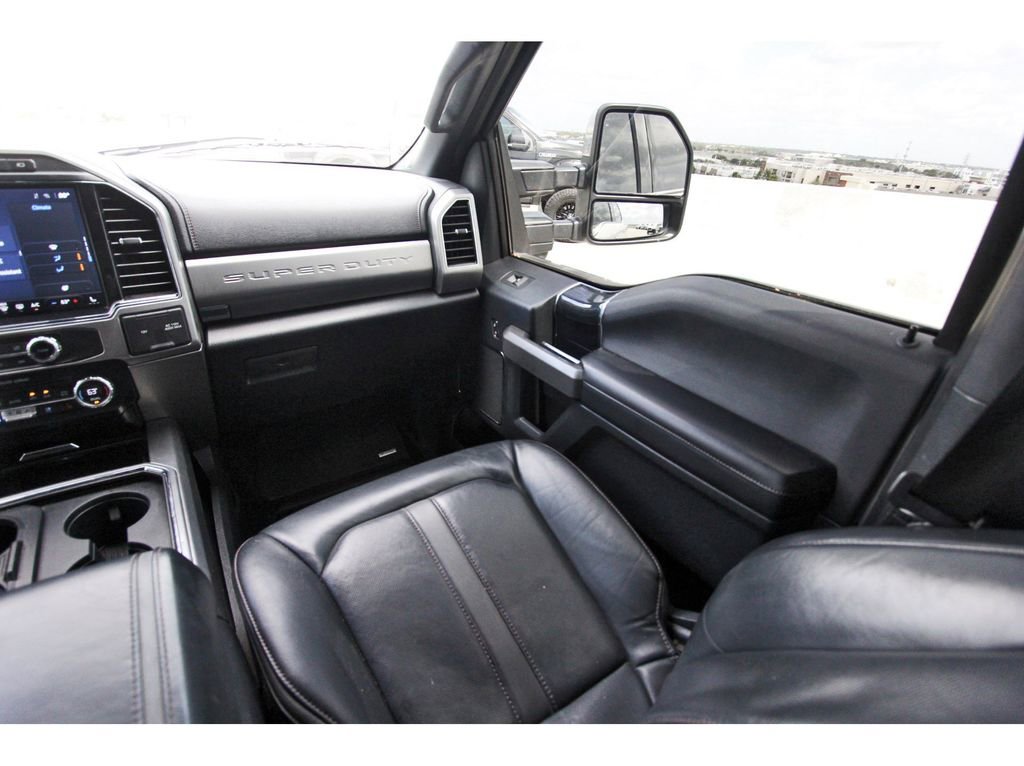 2022 Ford F250 Platinum