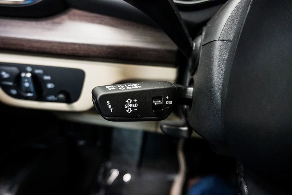 2023 Audi Q5 2.0T Premium