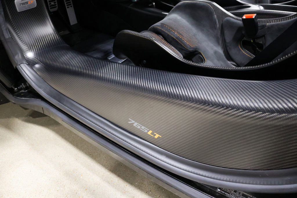 Used 2022 McLaren 765LT photo 57