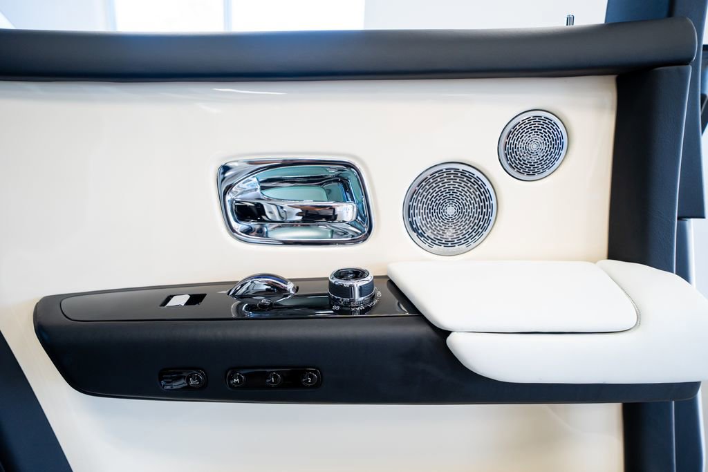 2019 Rolls-Royce Phantom Sedan