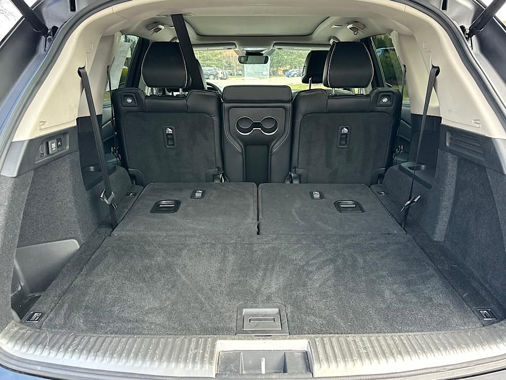 2023 Acura MDX SH-AWD w/ Advance Package