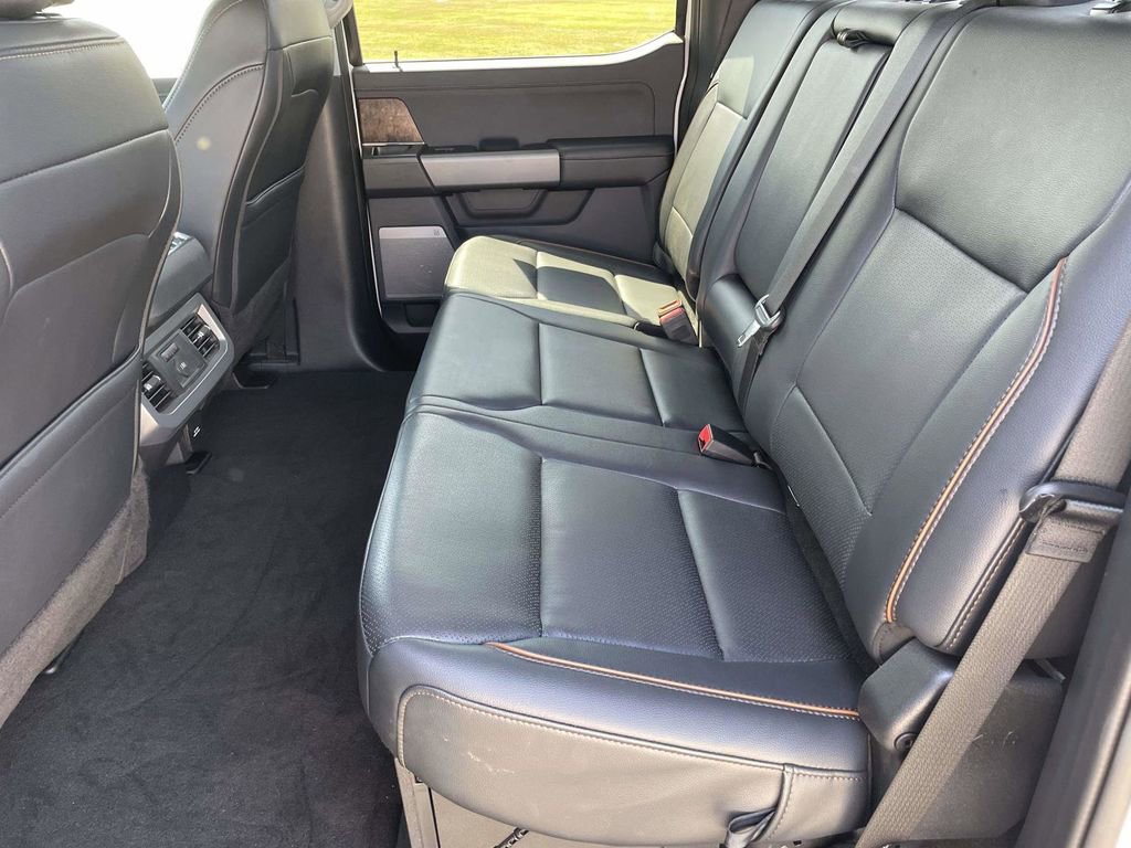 2025 Ford F350 Lariat